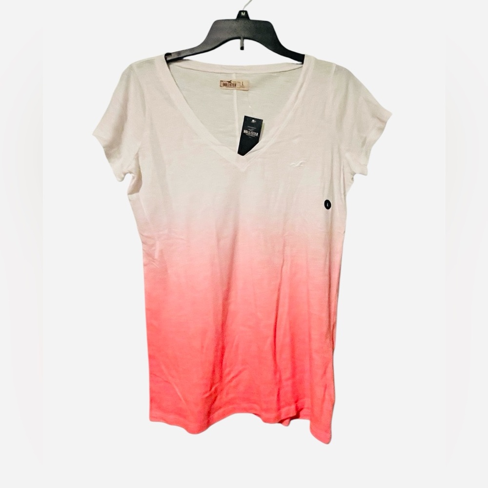 Hollister Women's White and Coral Pink Gradient V-Neck Tee